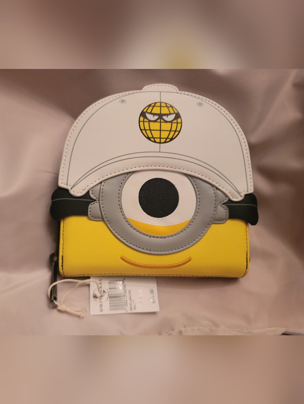 NWT Loungefly Universal Studios Minions Villain Con Wallet